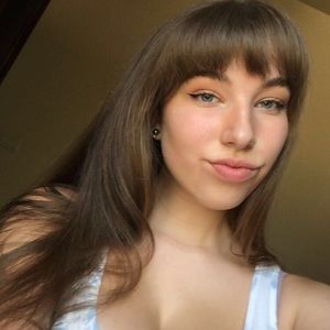 Meet your Posher, Keeley